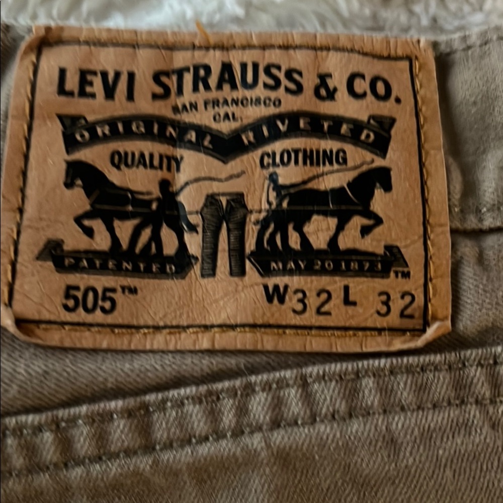 Signature by Levi Strauss Women's Straight Leg Jeans - Tan